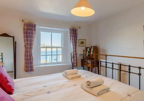 Bedroom #1 at Hart Cottage, Polruan