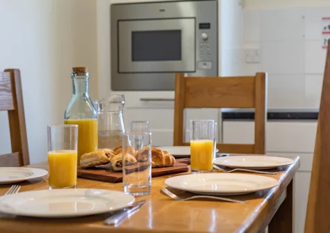 The kitchen & dining area at Hartland, Croyde