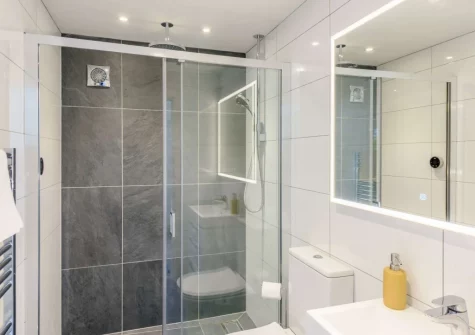 The shower room at Hartnolls Lodge, Woolacombe