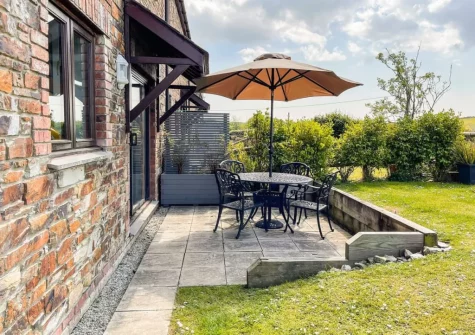 The patio, barbecue, alfresco dining area & garden at Harvest Cottage, Padstow