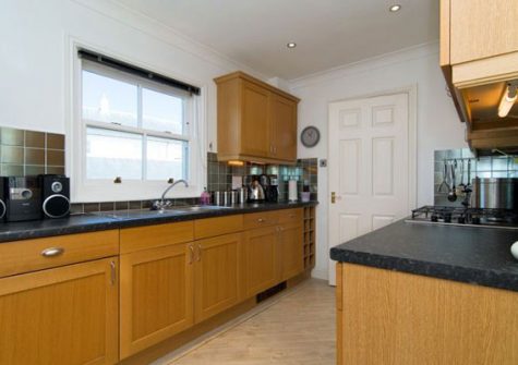 The kitchen @ Headland Views, Newquay