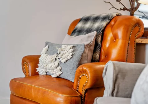 The living room at Heanton Cottage, Braunton