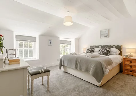 Bedroom #1 at Heatherbell, St Agnes
