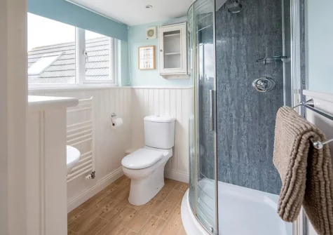 Bedroom #2 en-suite shower room at Heathersett, Instow