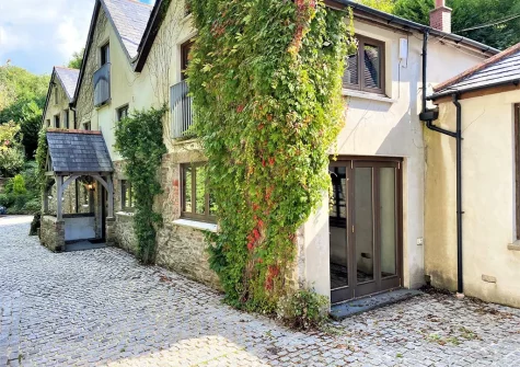 Outside Heddon Valley Farmhouse, Killington
