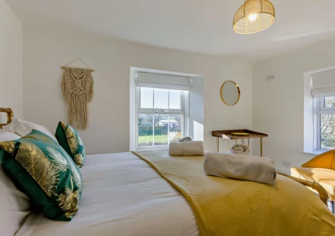 Bedroom #4 at Helebridge House, Marhamchurch