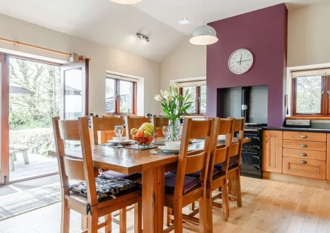 The dining area at Heritage Cottage, Bokiddick