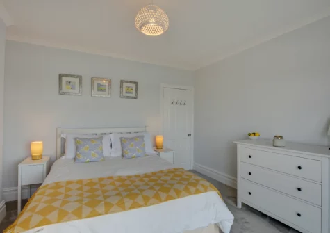 Bedroom #2 at Heyl Sound, Padstow
