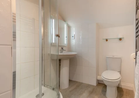 Bedroom #1 en-suite shower room at Hideaway Cottage, Padstow