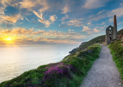 High Meadows Barn is an ideal base for exploring the coatsla path and everything Cornwall has to offer
