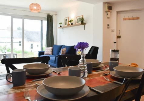 The living & dining area at High Tide, Combe Martin