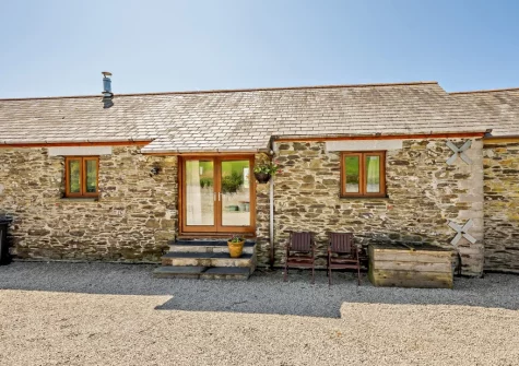 High View is one of five beautiful barn conversions in a hilltop location with countryside & distant sea views