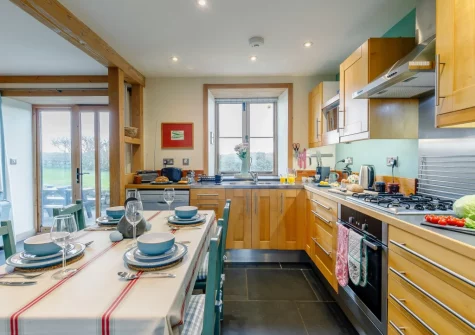 The kitchen & dining area at Highcliff Cottage, Sennen