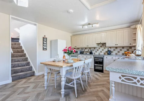 The kitchen & dining area at Higher Hopworthy Cottage, Pyworthy