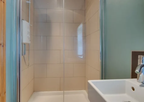 The shower room at Higher Treliver Farmhouse, St Wenn