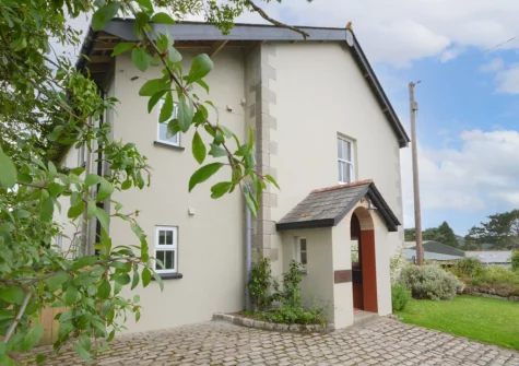 Higher Treliver Farmhouse is a a four-bedroom north Cornish farmhouse situated in a quiet rural hamlet