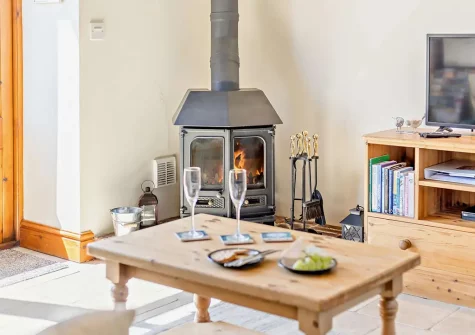 The living area at Highfield Barn, Hartland