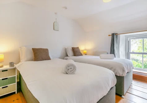 Bedroom #3 at Hollow Tree Cottage, Cambrose
