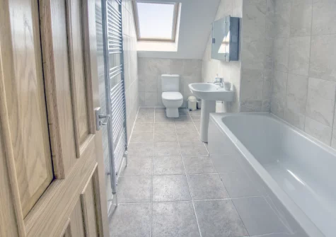 Bedroom #1 en-suite bathroom at Holly Cottage, Seaton