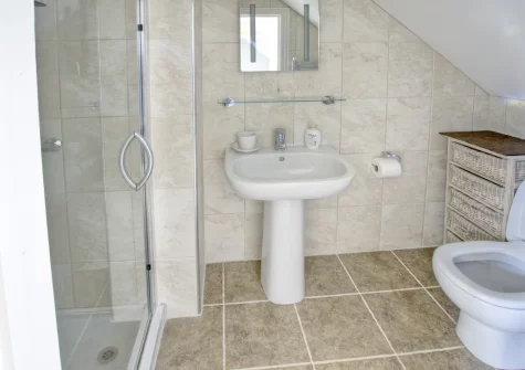 The shower room at Holly Cottage, Seaton
