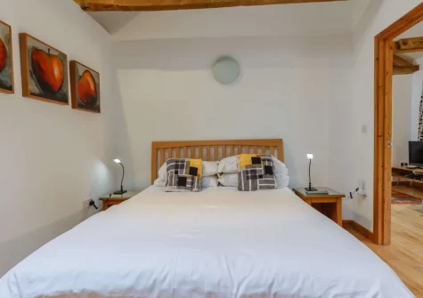 Bedroom #1 at Honeypin, South Torfrey Farm, Golant