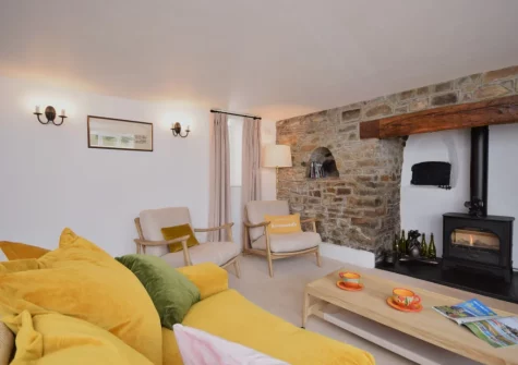 The living room at Honeysuckle Cottage, Weare Giffard