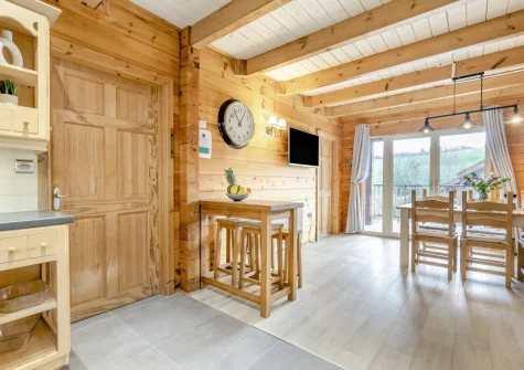 The kitchen & dining area at Honeywood, Little Petherick