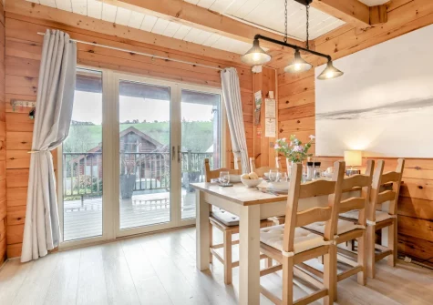The dining area at Honeywood, Little Petherick