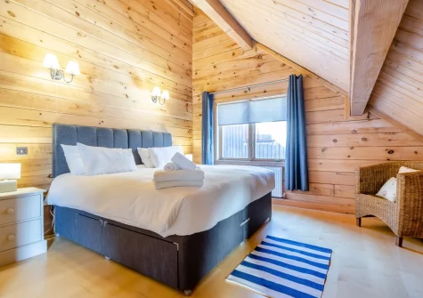 Bedroom #1 at Honeywood, Little Petherick