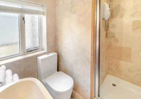 The shower room at Horse Shoe, St Ives