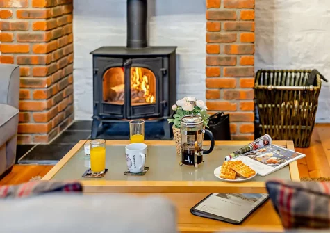 The living area at Horseshoe Cottage, Ashwater