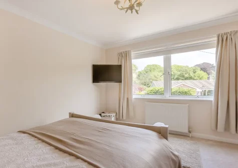 Bedroom #1 at Hove To, Instow
