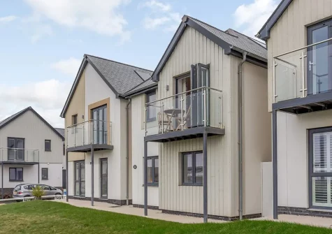 Howzat Pavilion View is a beautiful, detached, stylish & modern holiday home with views from the balcony over the cricket grounds to glimpses of the sea beyond