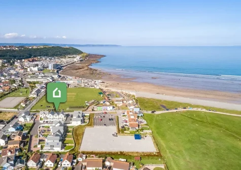 It's only a 5 minute walk to the beach at Westward Ho! and all the amenities in this popular seaside town