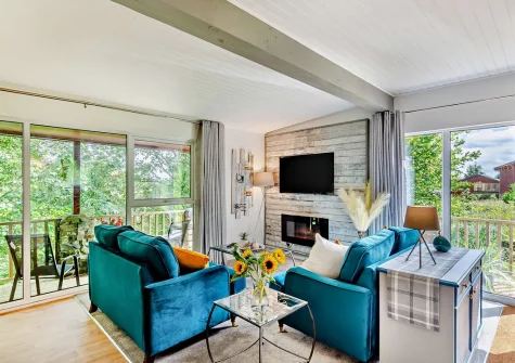 The living area at Hunters Moon, Hartland Forest Lodges, Woolfardisworthy