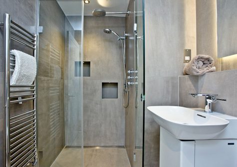 Bedroom #1 en-suite at Huxham View Annexe, Exeter