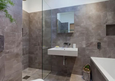 Bedroom #1 en-suite bathroom at Hygge House, Shaldon