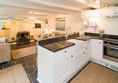 The kitchen @ Inglenook Cottage, Polperro