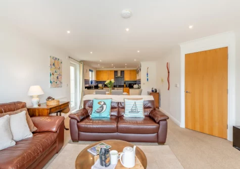The living area at Inglewood Apartments, Kingswear