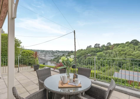 The terrace & alfresco dining area at Inglewood Apartments, Kingswear