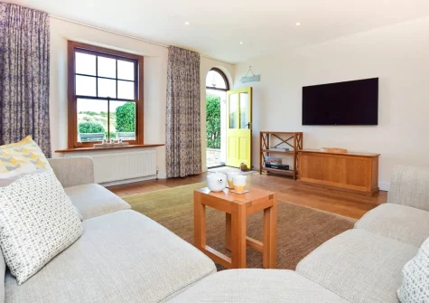 The living room at Instow Bar View, Instow