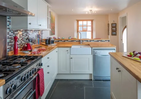 The kitchen at Instow Bar View, Instow