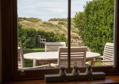 The patio & alfresco dining area at Instow Bar View, Instow