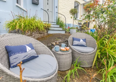 The garden & outdoor sitting area at Inter-Nos, Looe