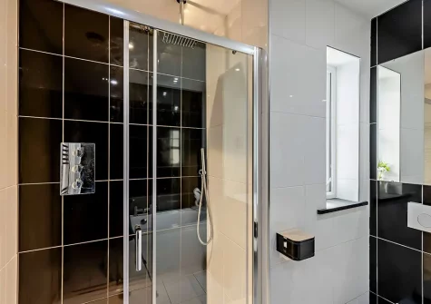 The bathroom at Into The Blue, Combe Martin
