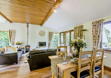 The living & dining area at Island View, South Molton