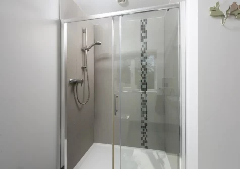 The shower room at Ivy Chimney Cottage, Wheal Rose