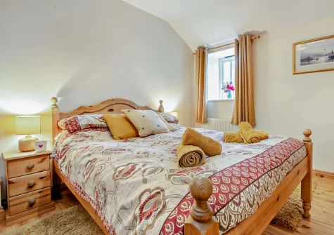 The bedroom at Ivy Cottage at Banns Farm, St Buryan