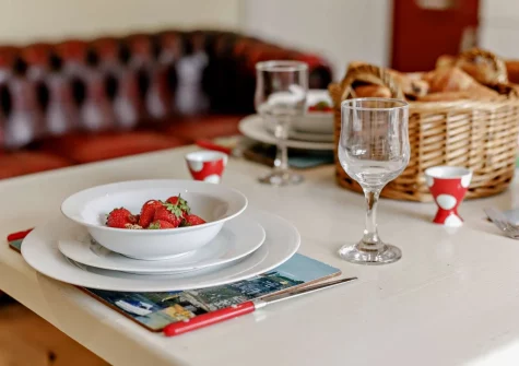 The dining area at Ivy Crag, Polruan