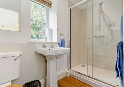 Bedroom #2 en-suite shower room at Ivy Crag, Polruan